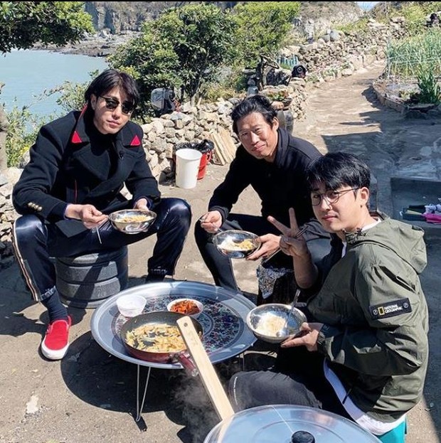 Variety show three meals a day yang dibintangi son ho jun