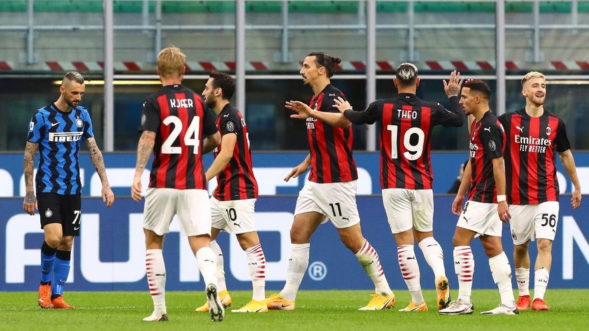 AC Milan lebih dijagokan meraih Scudetto musim ini ketimbang Inter Milan. (Foto: Getty Images/Marco Luzzani)