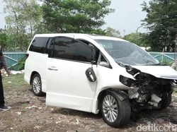 Teka-Teki Penabrak Mobil Hanafi Rais di Tol Cipali