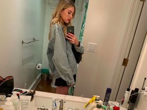 Putri Steve Jobs Dulu Ejek iPhone Kini Tobat