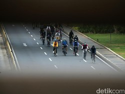 Seorang Pesepeda Terjatuh Usai Dibegal di Jakbar, Ponsel Dirampas