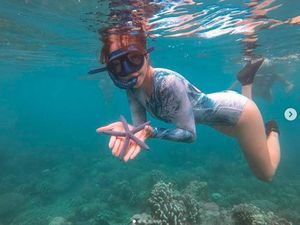 Nggak Usah Dilawan! Gisel Tampil Seksi saat Liburan dengan Gempi