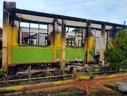 Kebakaran Landa SMPN I Rambah Rohul Riau, 13 Ruangan Ludes
