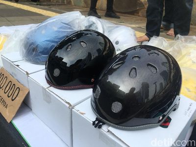 Foto: Helm Cetok, Murah Meriah untuk Segala Jenis Sepeda