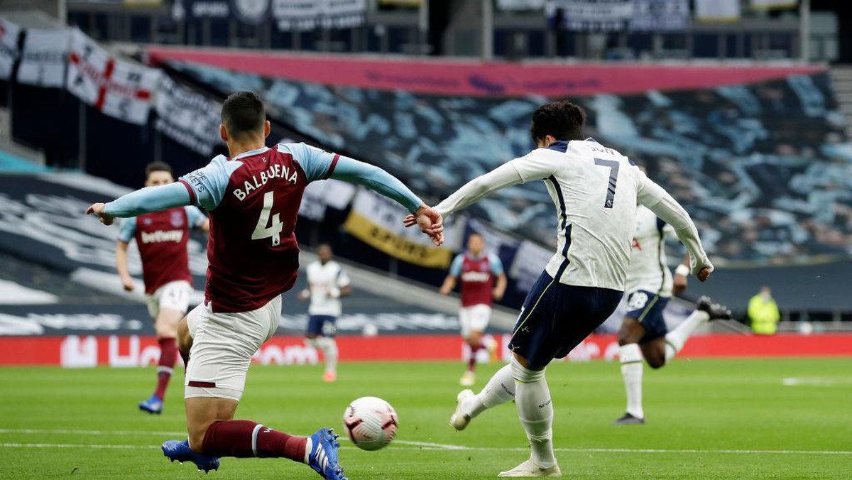 Link live streaming West Ham vs Tottenham. Foto: (Getty Images/Clive Rose)