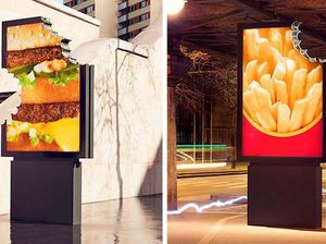 Uniknya Papan Iklan McD Ini, Ada Bekas Gigitan Ukuran Jumbo