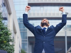 Aktualisasi Diri, Tak Mudah Tapi Ampuh Hadirkan Kebahagiaan