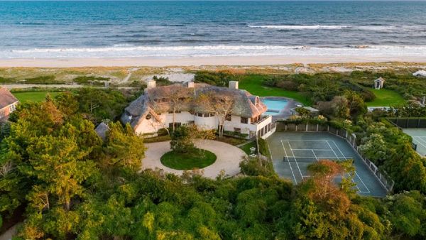 Edan! Begini Jeroan Rumah di Tepi Pantai Senilai Rp 773 M