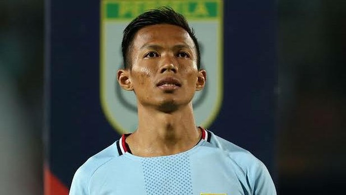 Kapten Persela Lamongan Eky Taufik Febriyanto