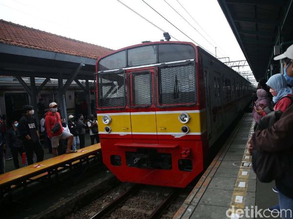 Hari Ini Jadwal KRL Kembali Normal