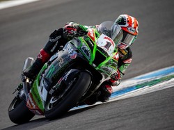 Tenggelam di MotoGP, Kawasaki Sabet 6 Gelar Juara WSBK Beruntun