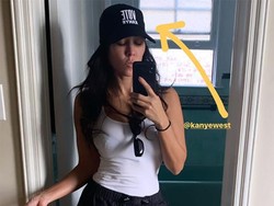 Pakai Topi Bertulisan Vote Kanye, Kourtney Kardashian Disebut Mengerikan