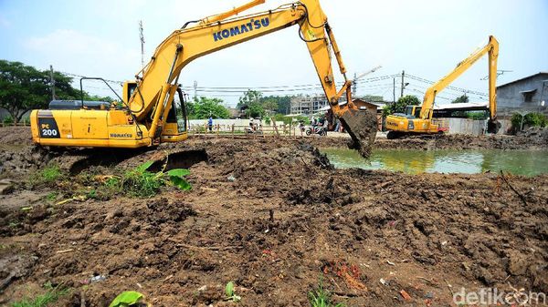 Pembuatan Waduk untuk Atasi Banjir di Semanan Jakbar