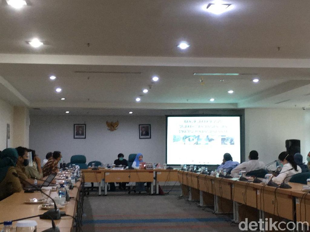 Rapat di DPRD DKI, Ahli UI Sebut Narasi Anies soal Banjir Menyesatkan