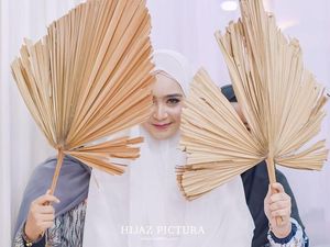 10 Gaya Selebgram Hijab Serell Thalib yang Baru Dinikahi Hafiz Quran Taqy Malik 10 Gaya Selebgram Hijab Serell Thalib yang Baru Dinikahi Hafiz Quran Taqy Malik