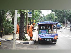 Unik! Tahu Bulat Ini Dibagikan Gratis untuk Orang Membutuhkan