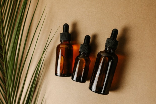 beli produk skincare dalam kemasan kecil bisa menghemat pengeluaran