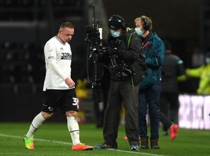 Rooney Marah Betul Sama Temannya, Main ke Rumah Saat Positif Corona Rooney Marah Betul Sama Temannya, Main ke Rumah Saat Positif Corona