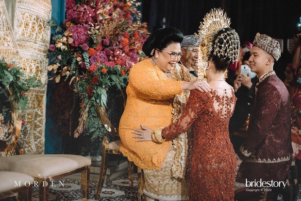 10 Potret Pernikahan Nikita Willy & Indra Priawan