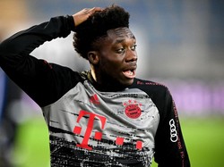 Alphonso Davies Lagi Kenapa?