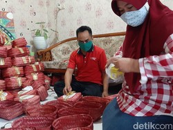 Besek dari Bambu Bikinan Pasutri Probolinggo Ini Laris Jelang Maulid Nabi