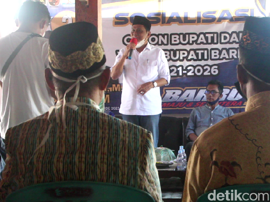 Penjelasan Cabup Barru Suardi Saleh soal Viral Joget Tak Pakai Masker Penjelasan Cabup Barru Suardi Saleh soal Viral Joget Tak Pakai Masker