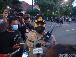169 Orang Diamankan dalam Demo Omnibus Law di Surabaya, Ada yang Bawa Molotov
