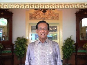 Sultan Minta Pengungsi Merapi Tetap Nyoblos di Pilkada Sleman Sultan Minta Pengungsi Merapi Tetap Nyoblos di Pilkada Sleman