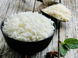 Kalori Nasi Putih dan Mi Instan, Mana yang Lebih Tinggi?