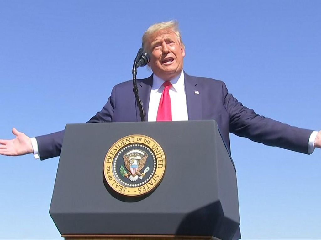 Donald Trump Akan Tinggalkan Amerika Jika Kalah Pilpres Donald Trump Akan Tinggalkan Amerika Jika Kalah Pilpres