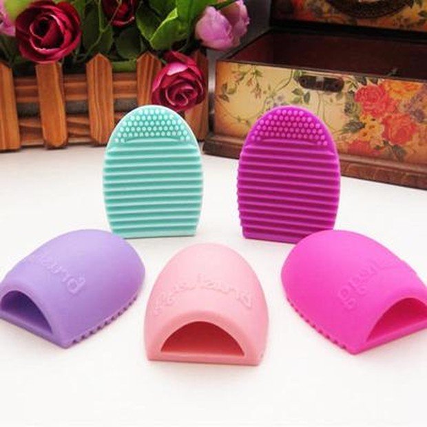 egg brush untuk membersihkan kuas