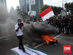 Lagi-lagi Demo di Jakarta, Ini 5 Tips Aman Mengemudi saat Ada Unjuk Rasa