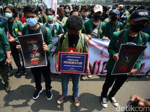 Sudahi Aksi Sore Ini, BEM SI Mau Demo Lagi 28 Oktober Sudahi Aksi Sore Ini, BEM SI Mau Demo Lagi 28 Oktober