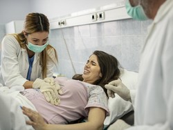 Bumil Perlu Tahu! Ini Lho 5 Tanda Melahirkan Sudah Dekat