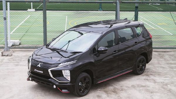 Melihat Lebih Dekat Mitsubishi Xpander Black Edition