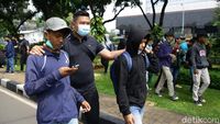 Polisi Jaring Massa Pedemo Tanpa Identitas Mahasiswa