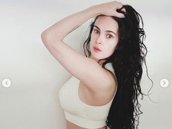 Putri Demi Moore Ngaku Dimanfaatkan Pria Tua hingga Hilang Keperawanan