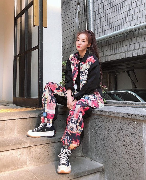 sandara park/instagram.com/daraxxi/sandara park outfit sandara park outfit