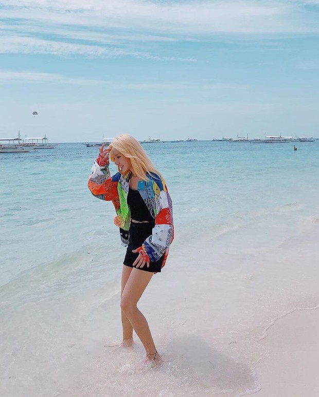 sandara park/instagram.com/daraxxi/sandara park outfit sandara park outfit