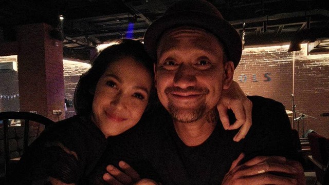 Update Informasi Selebriti InsertLive : Beda Pendapat Tora Sudiro dan Mieke Amalia Jika Anak Mau Tatoan