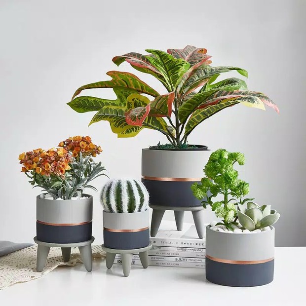 aaaz1204.id/shopee.co.id/aaaz1204.id Ingin dekor ruangan dengan gaya Nordic yang simple tapi elegan? Kamu bisa menambahkan pot-pot dari Aaaz1204.id