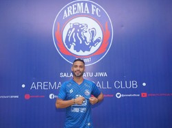 Arema FC Resmi Kontrak Bruno Smith