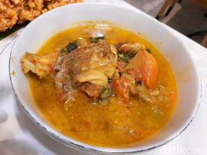 Baku Sayang: Ayam Tinorangsak hingga Garopa Woku Sedap Buat Makan Siang