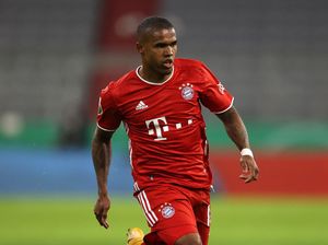 Bayern Tolak Permanenkan Douglas Costa?
