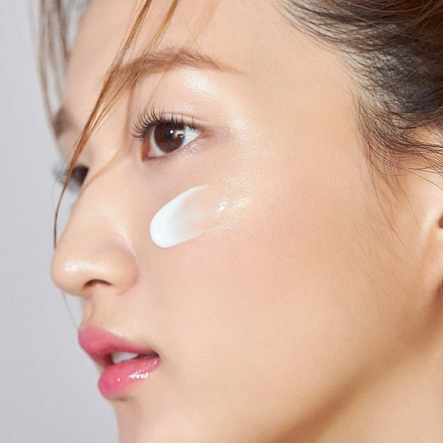 Efek Samping Ceramide/instagram.com/laneige_kr ceramide tidak memiliki efek samping yang diketahui tapi kamu bisa menghindari reaksi alergi