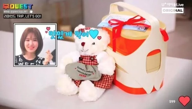 Hadiah dari Wendy/ Foto: Koreaboo Hadiah dari Wendy/ Foto: Koreaboo