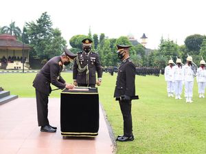 Pesan Kalemdiklat Polri Saat Lantik 2.923 Perwira dari Bintara Pesan Kalemdiklat Polri Saat Lantik 2.923 Perwira dari Bintara