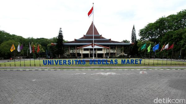 Kampus Tutup Akibat Corona, UNS Sepi Banget