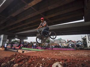 Bike Park di Kolong Tol Becakayu Dibangun Tanpa APBD Bike Park di Kolong Tol Becakayu Dibangun Tanpa APBD