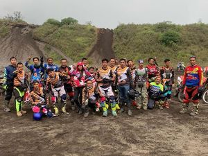 Main Motocross di Bromo KW, Cawabup Atep Dikritik Aktivis Lingkungan Main Motocross di Bromo KW, Cawabup Atep Dikritik Aktivis Lingkungan
